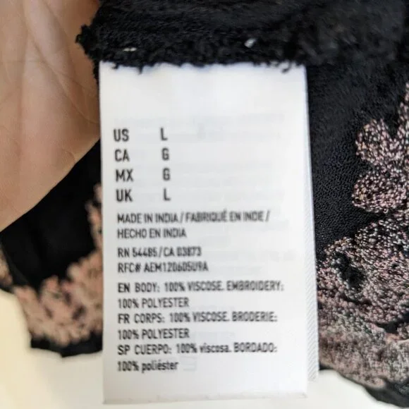 AEO On Or Off Shoulder Pink and Black Floral Embroidered Boho Puff Sleeved Top - Picture 5 of 7